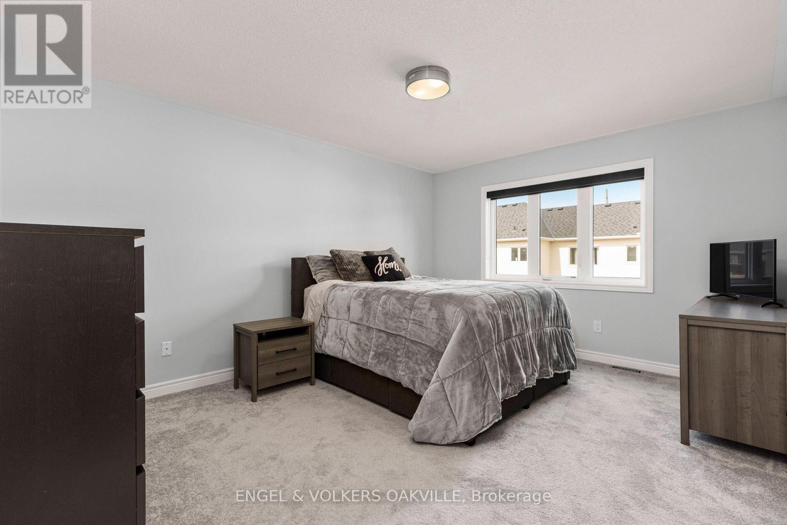 44 Clifford Crescent Property Photo 28