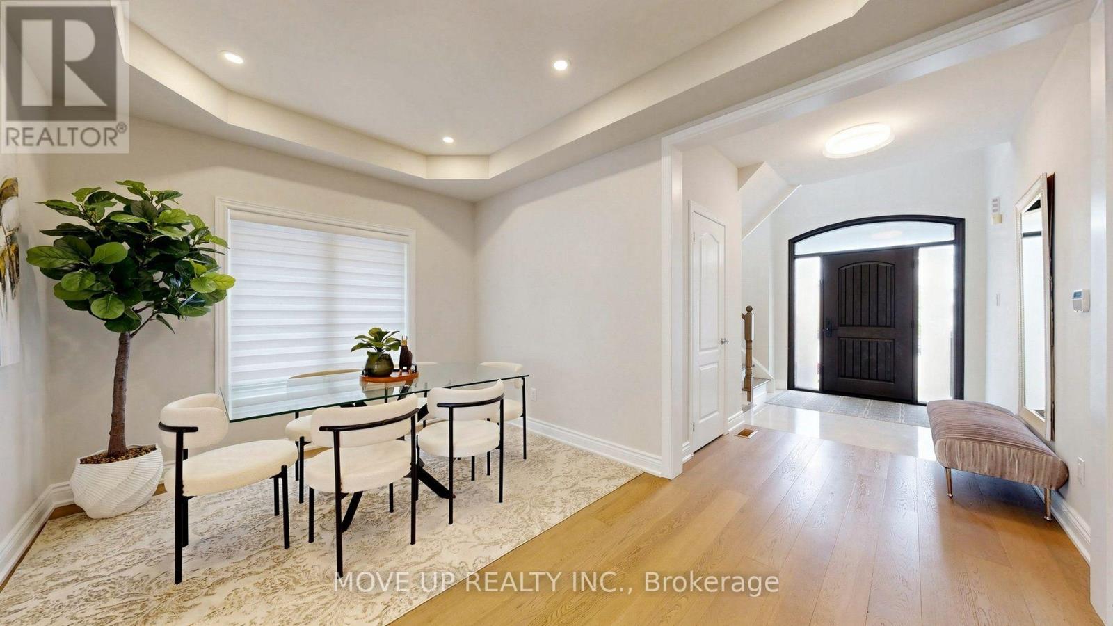 35 Lauderdale Drive Property Photo 15
