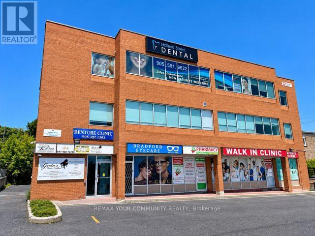 102 & 103 - 107 Holland Street E Property Photo 1