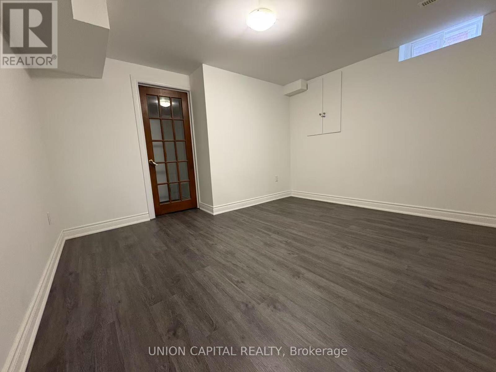 Lower - 21 Natanya Boulevard Property Photo 5