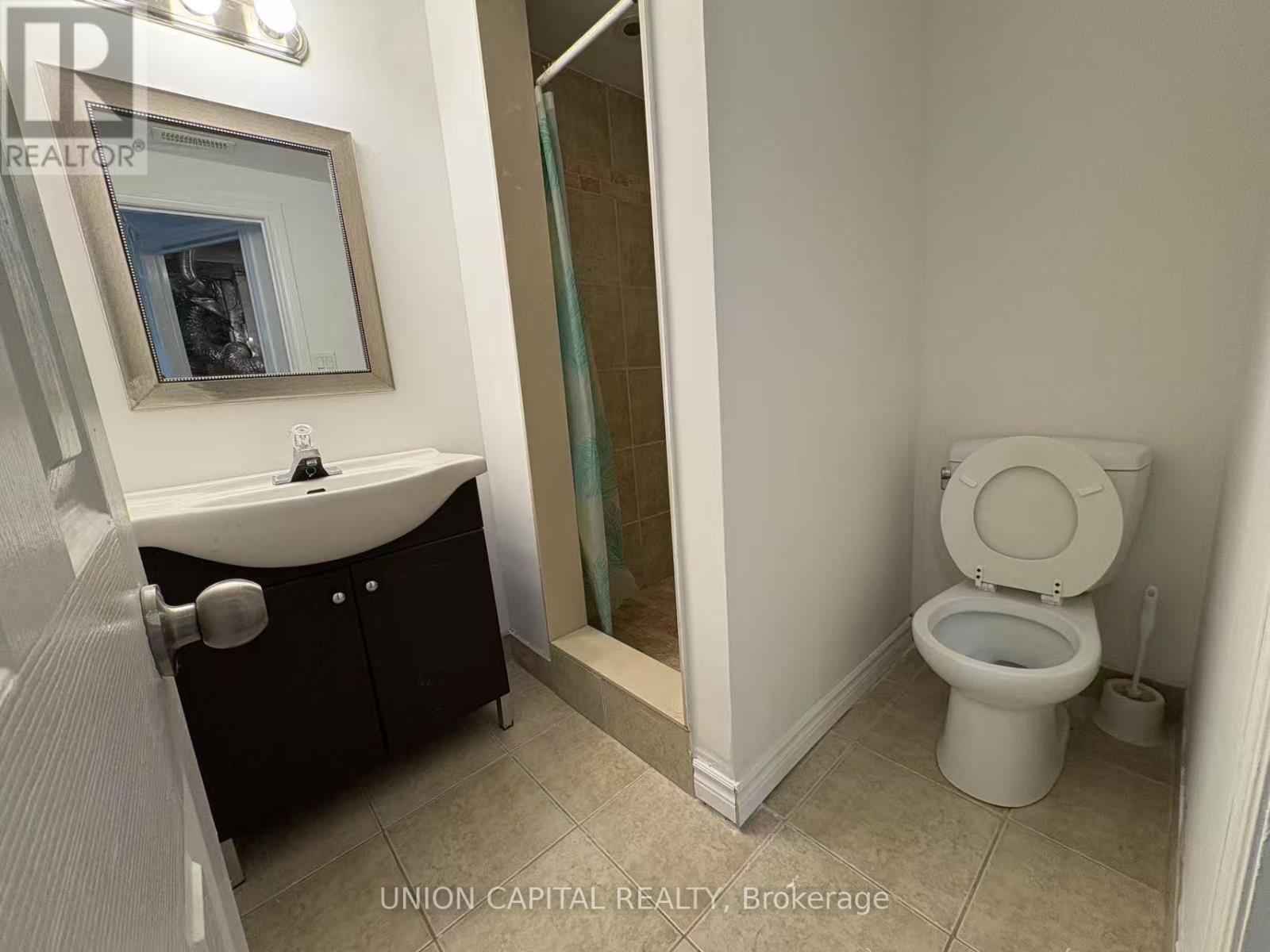 Lower - 21 Natanya Boulevard Property Photo 8