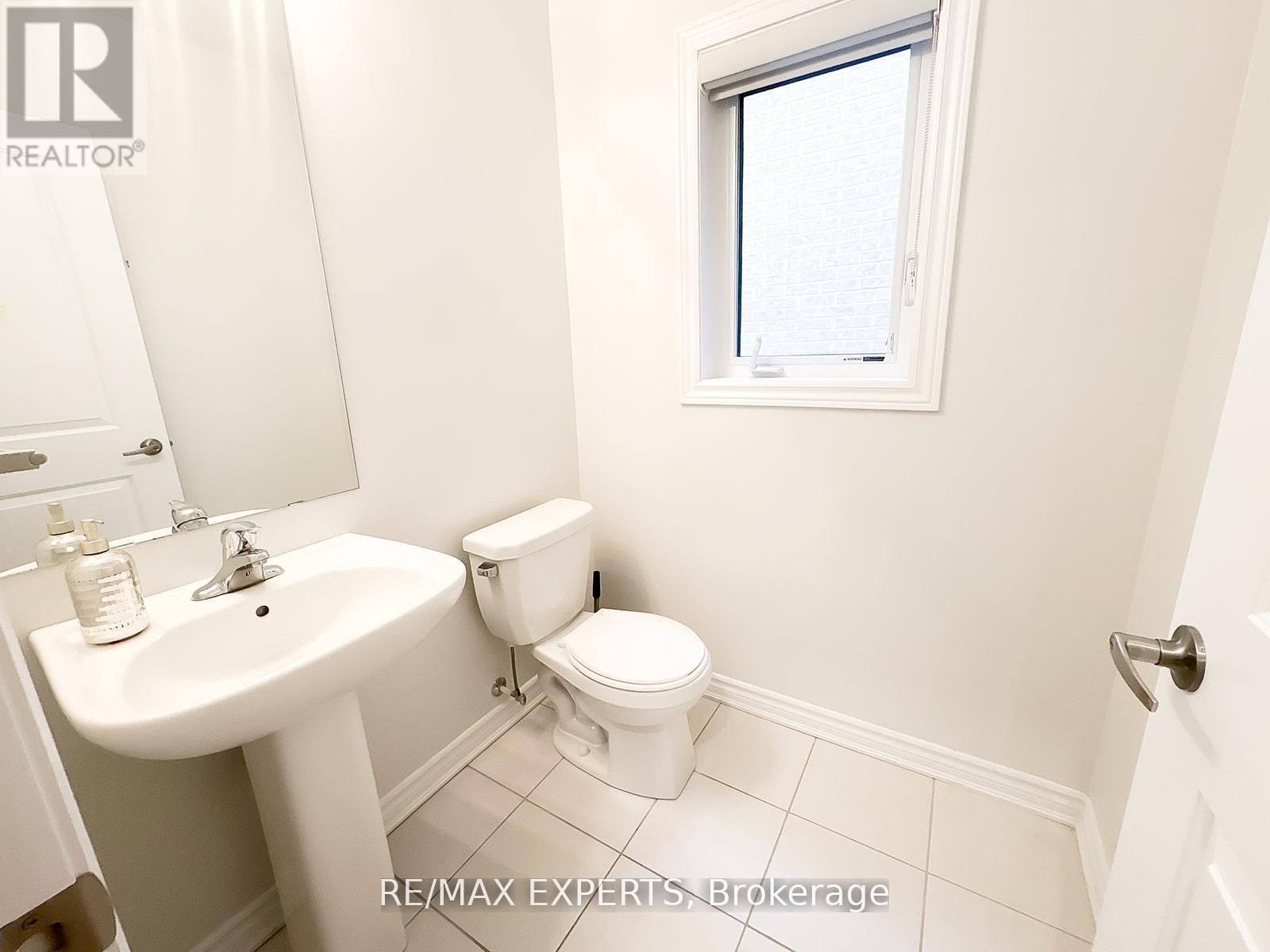1426 Farrow Crescent Property Photo 18