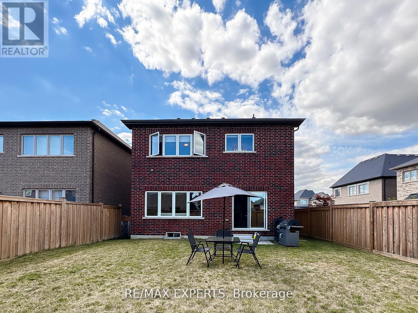 1426 Farrow Crescent Property Photo 40