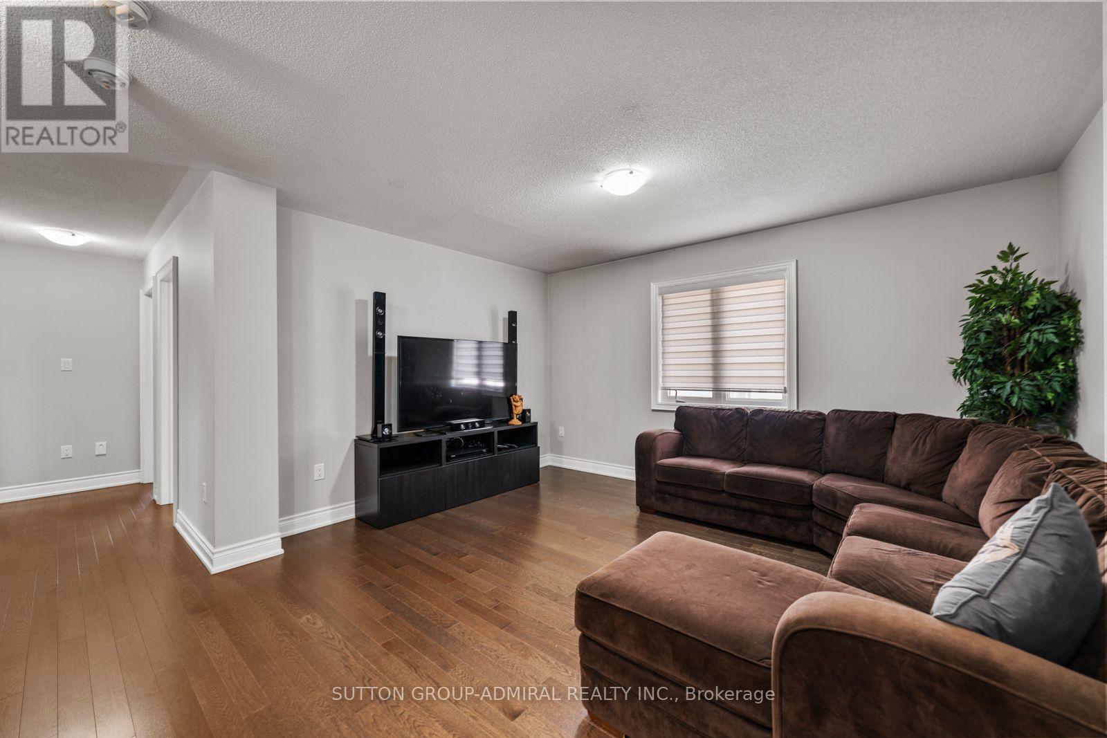 25 Pear Blossom Way Property Photo 22