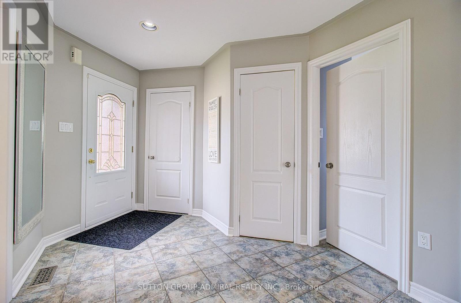 40 Metcalfe Drive Property Photo 4