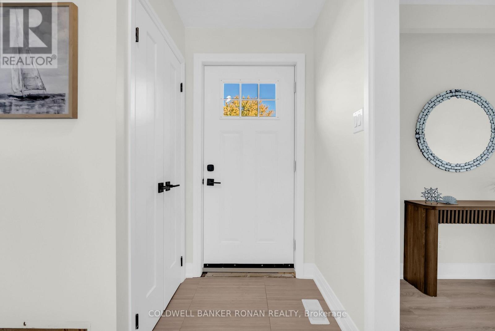 4411 7th Line Property Photo 8