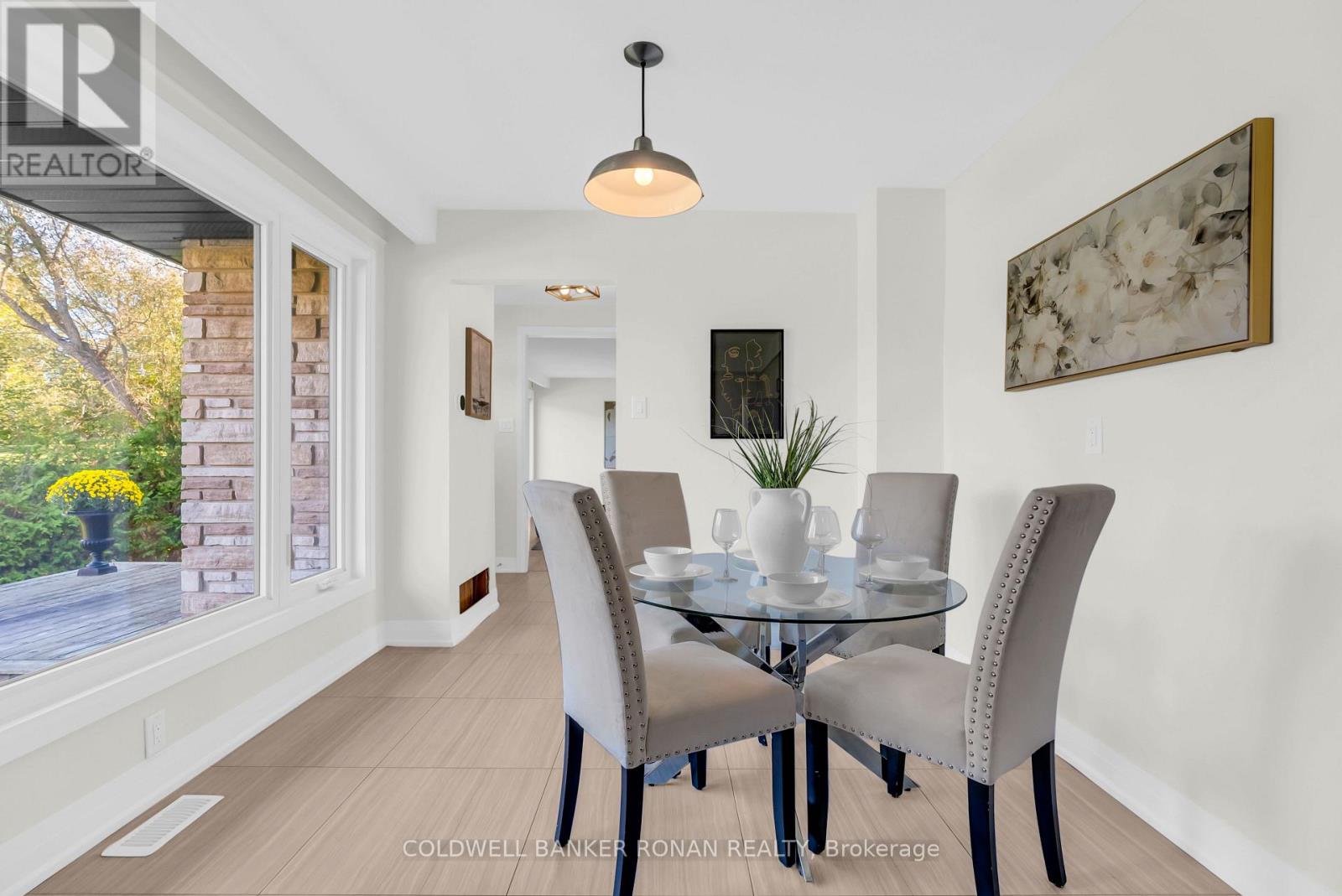 4411 7th Line Property Photo 16