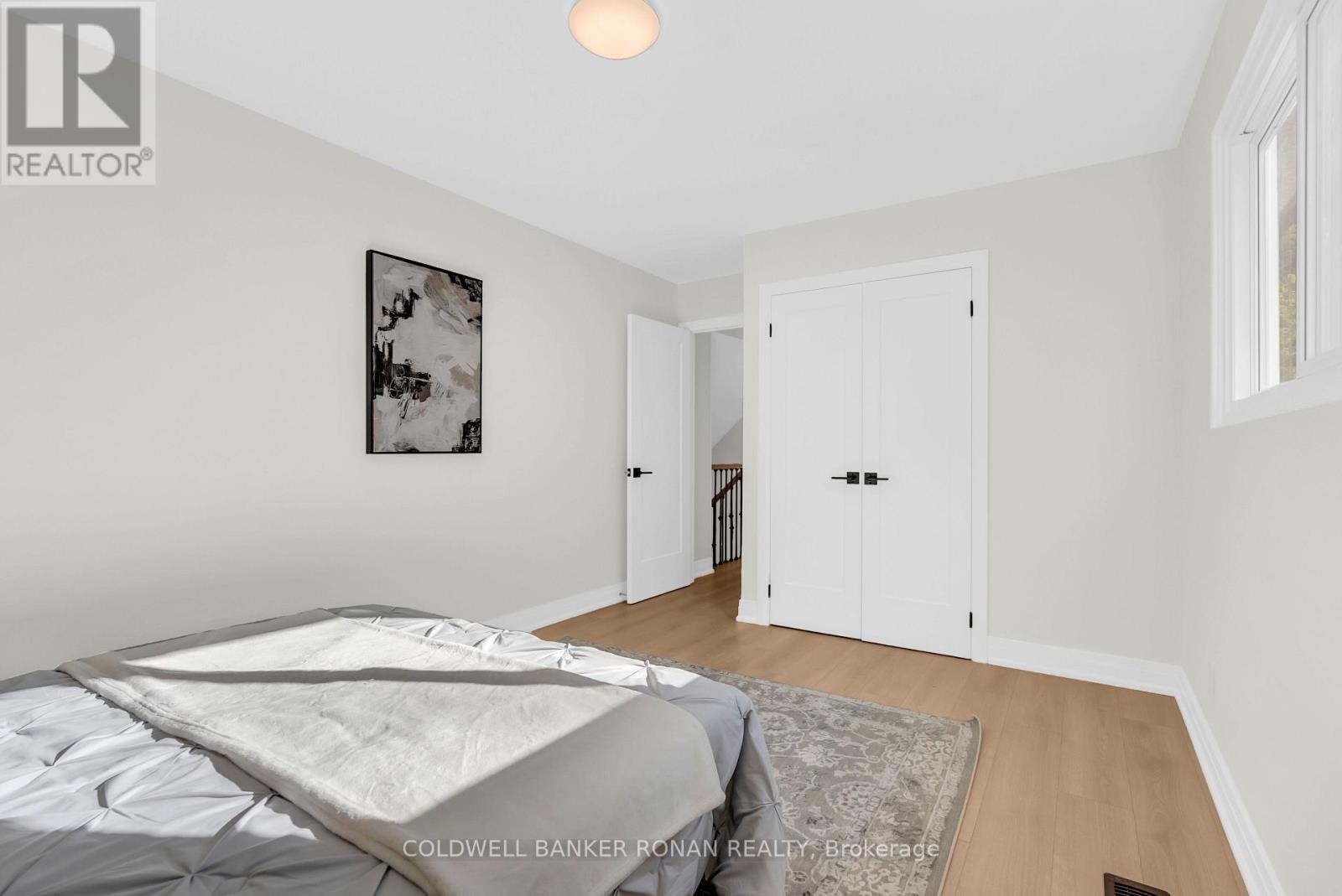 4411 7th Line Property Photo 29