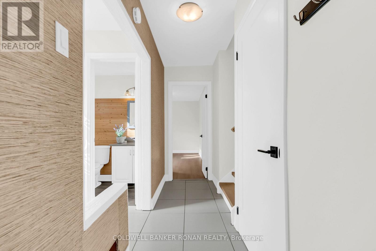 4411 7th Line Property Photo 32