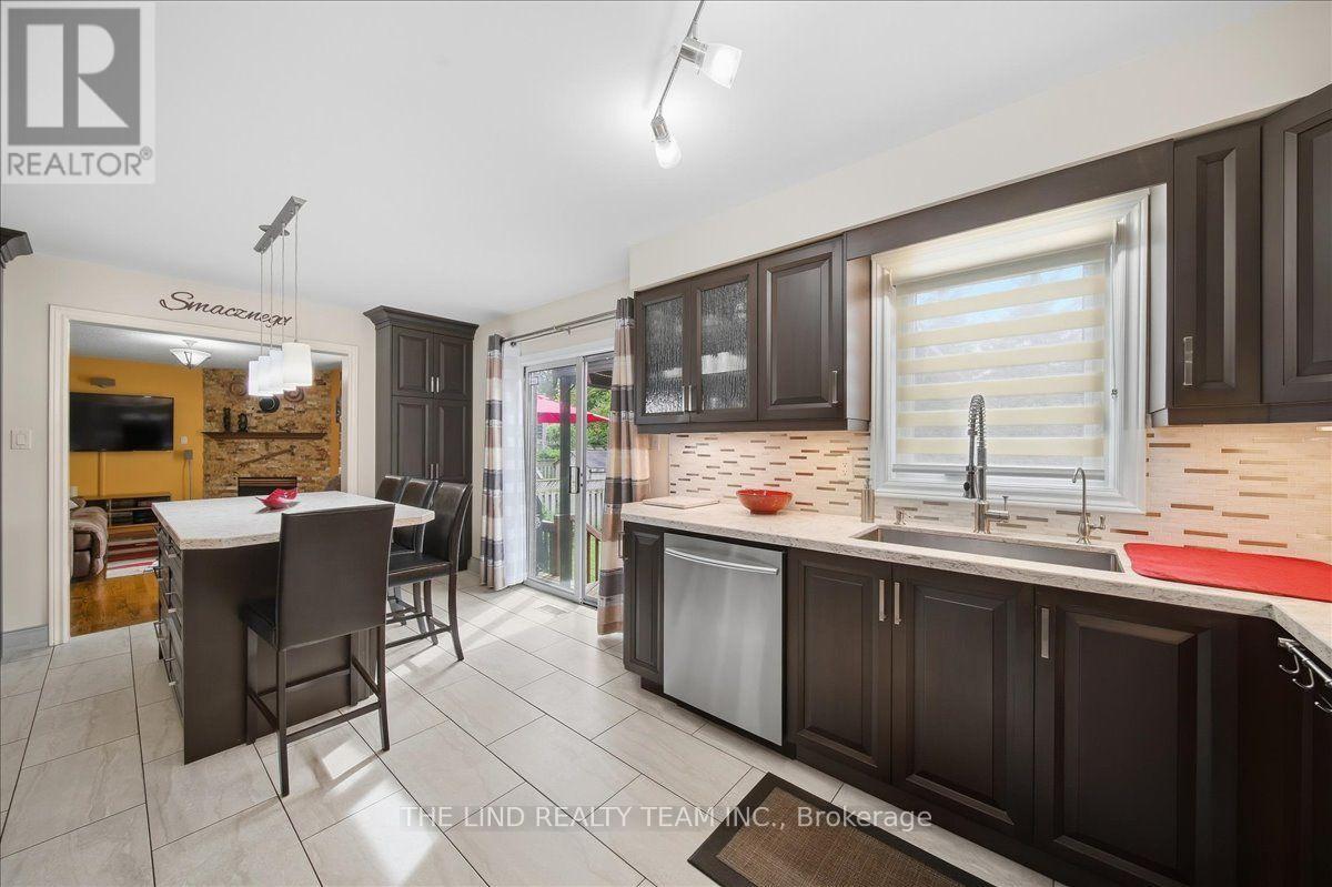103 Allenvale Drive Property Photo 14