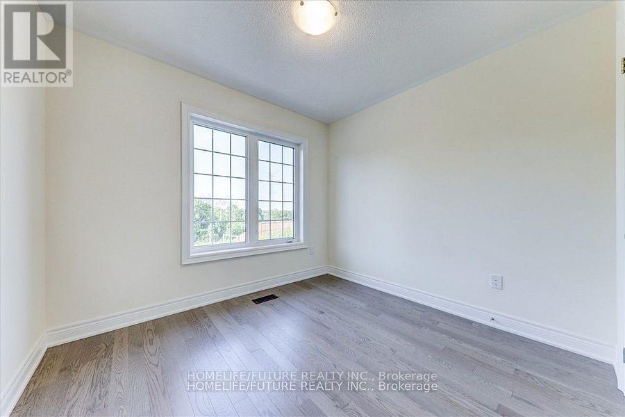 299 Kirkham Drive Property Photo 16