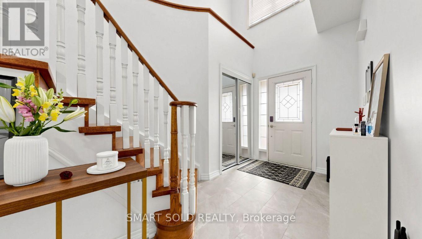 6 Kinney Gate Property Photo 5