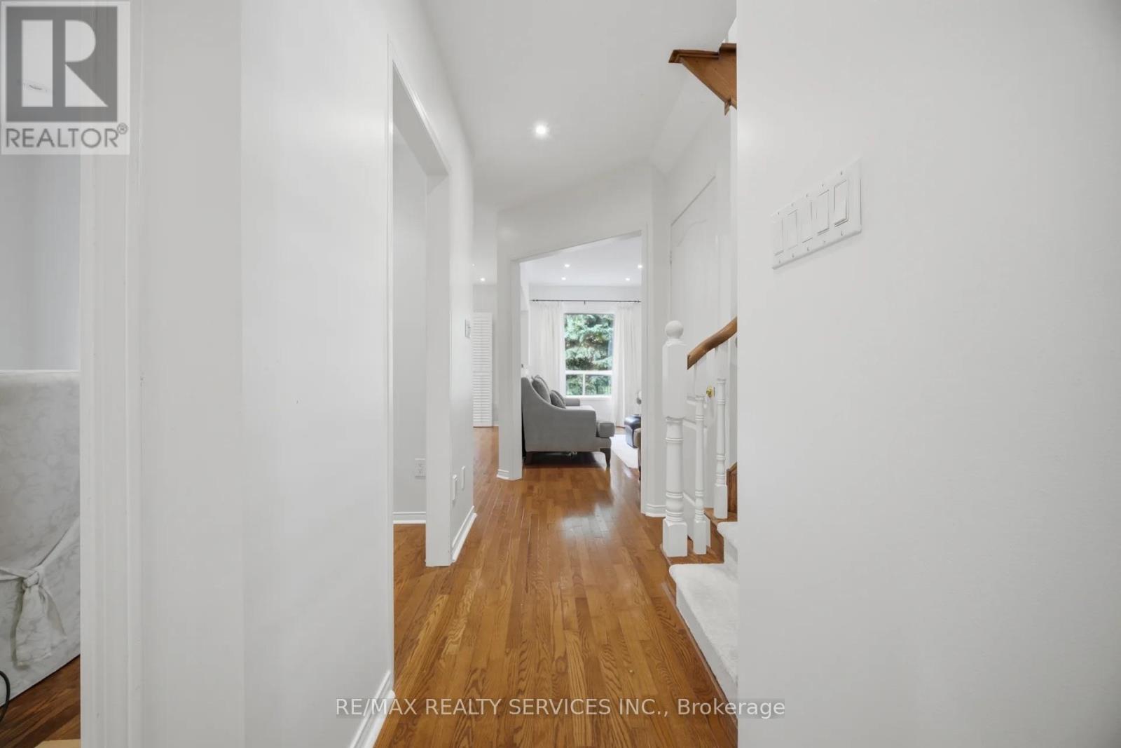 582 Plantation Gate Property Photo 19