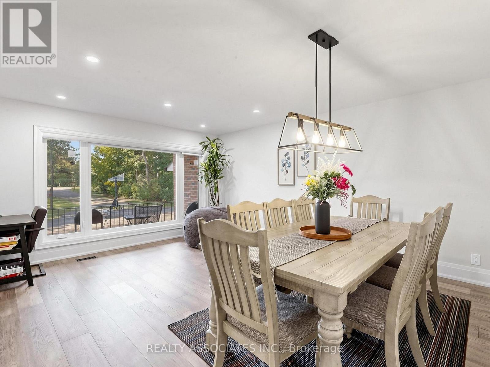 16671 48 Highway Property Photo 10