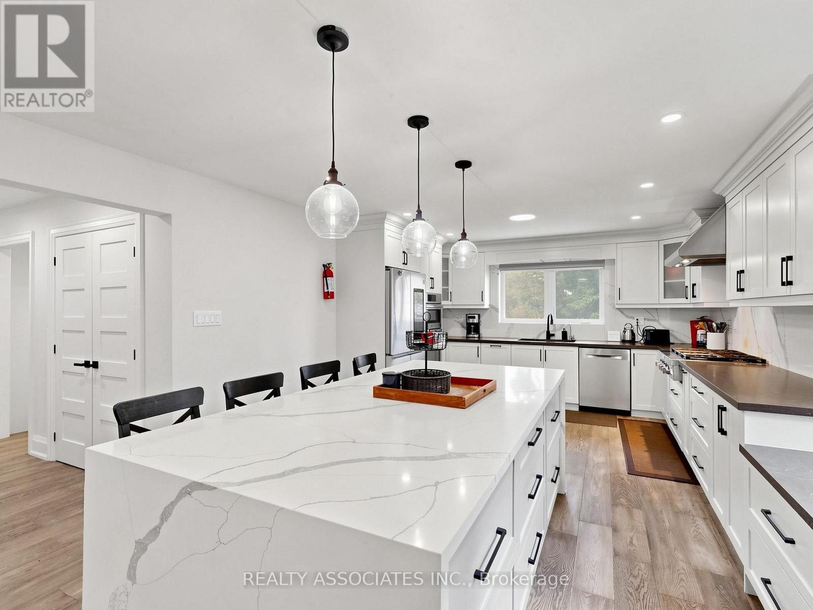 16671 48 Highway Property Photo 15