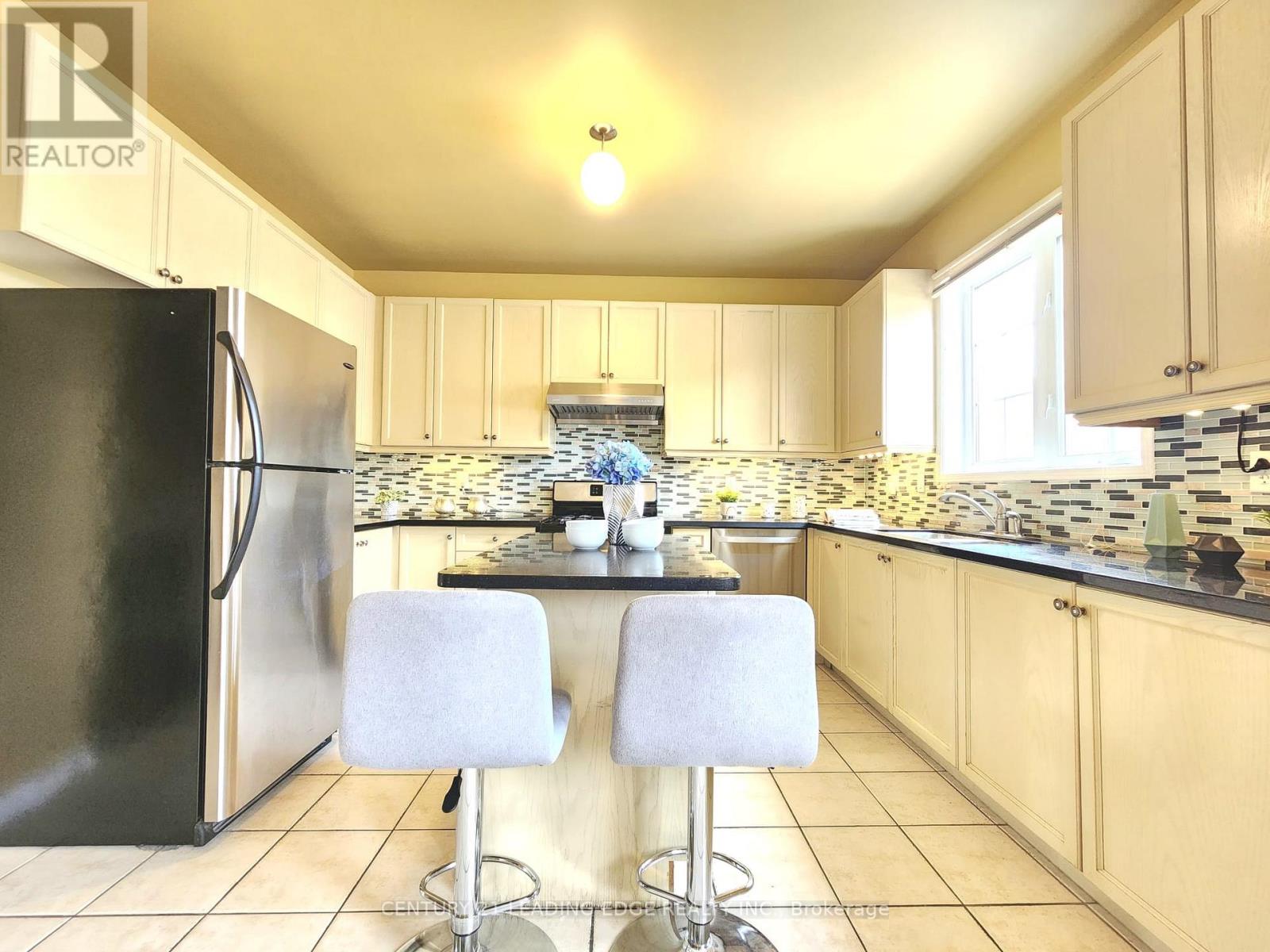 51 Yale Lane Property Photo 15