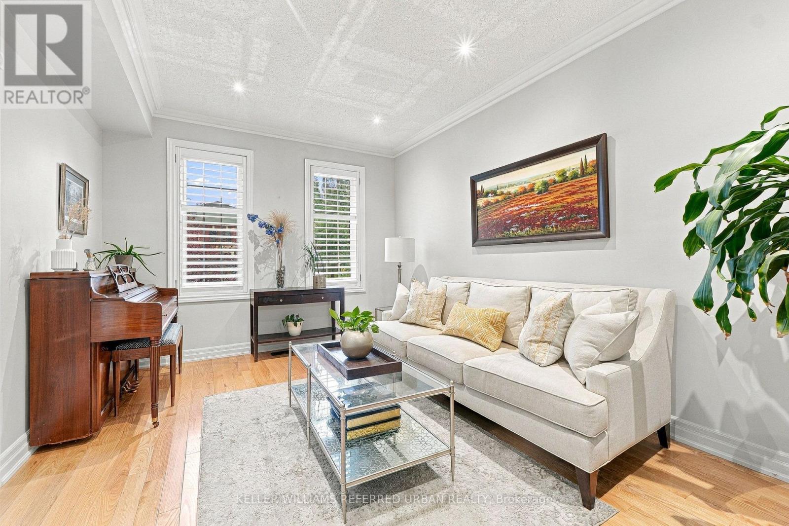 63 Oatlands Crescent Property Photo 8