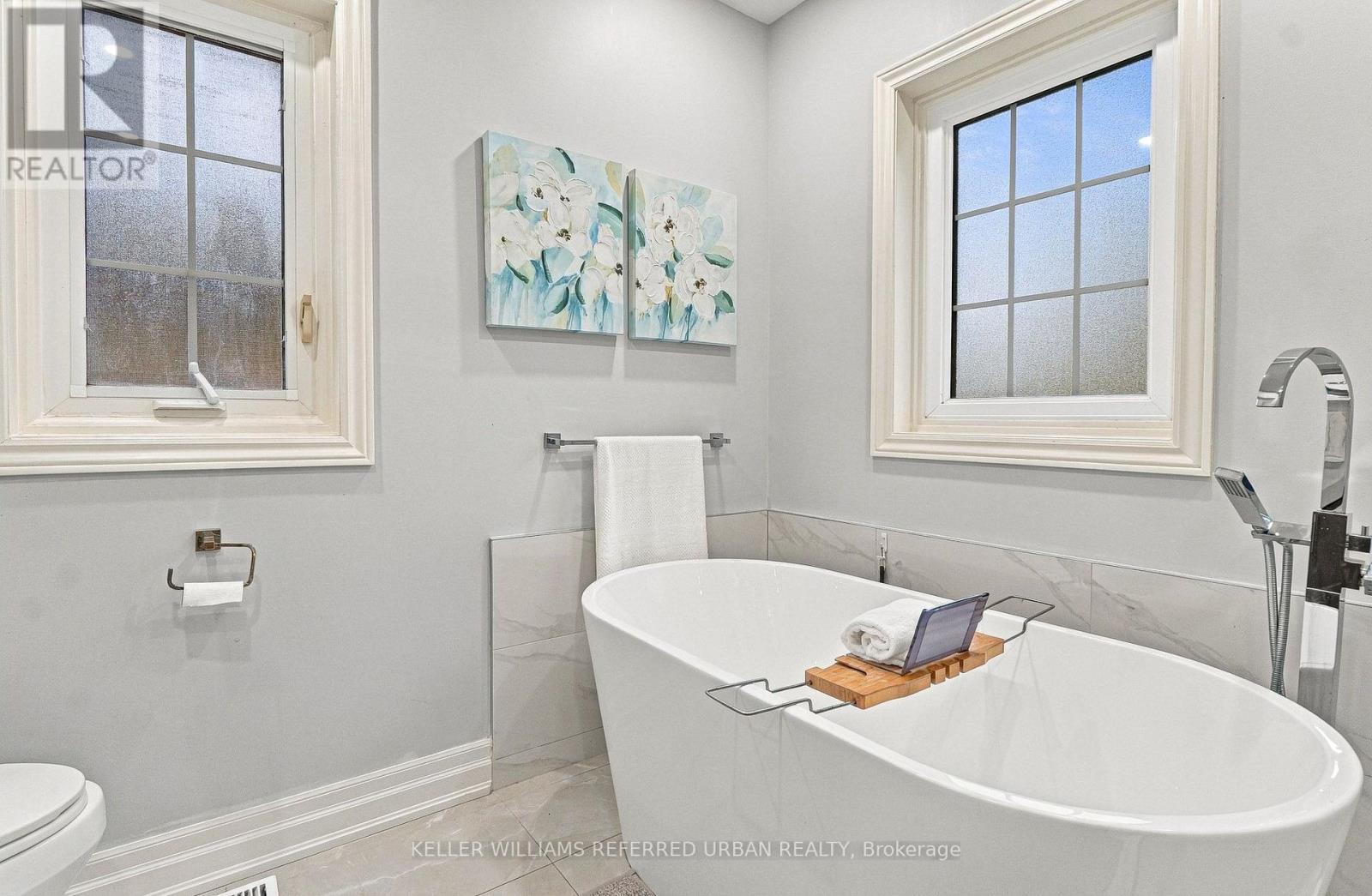 63 Oatlands Crescent Property Photo 27