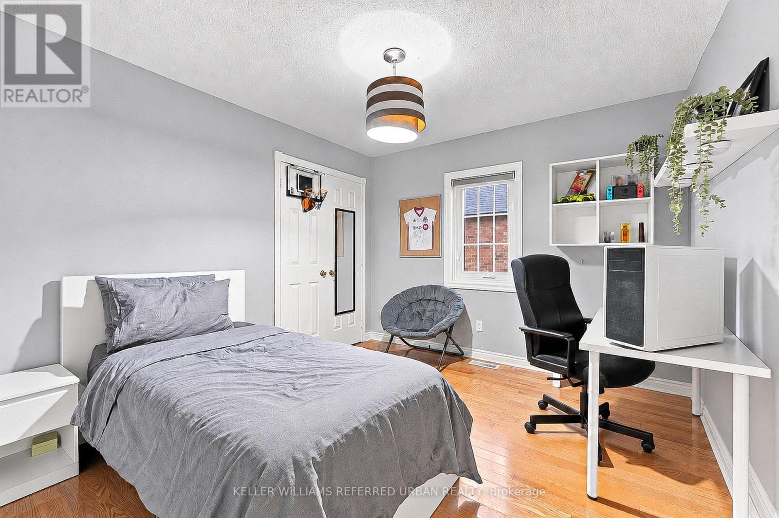 63 Oatlands Crescent Property Photo 35