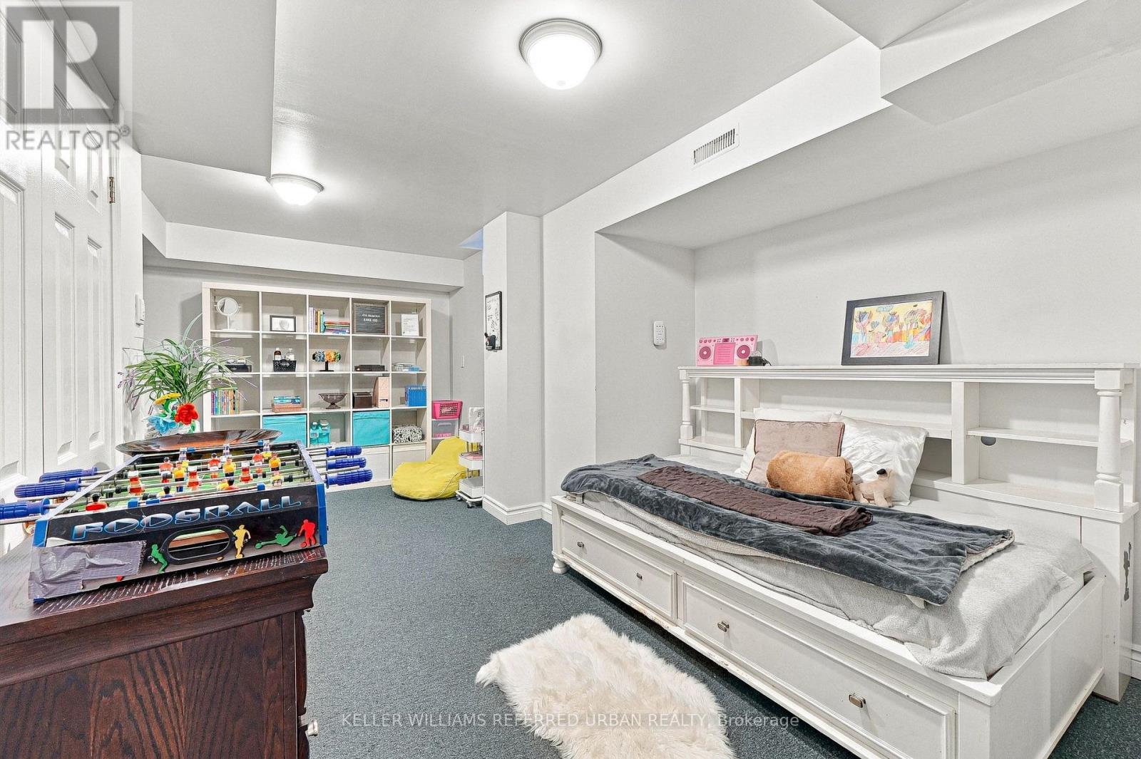 63 Oatlands Crescent Property Photo 39