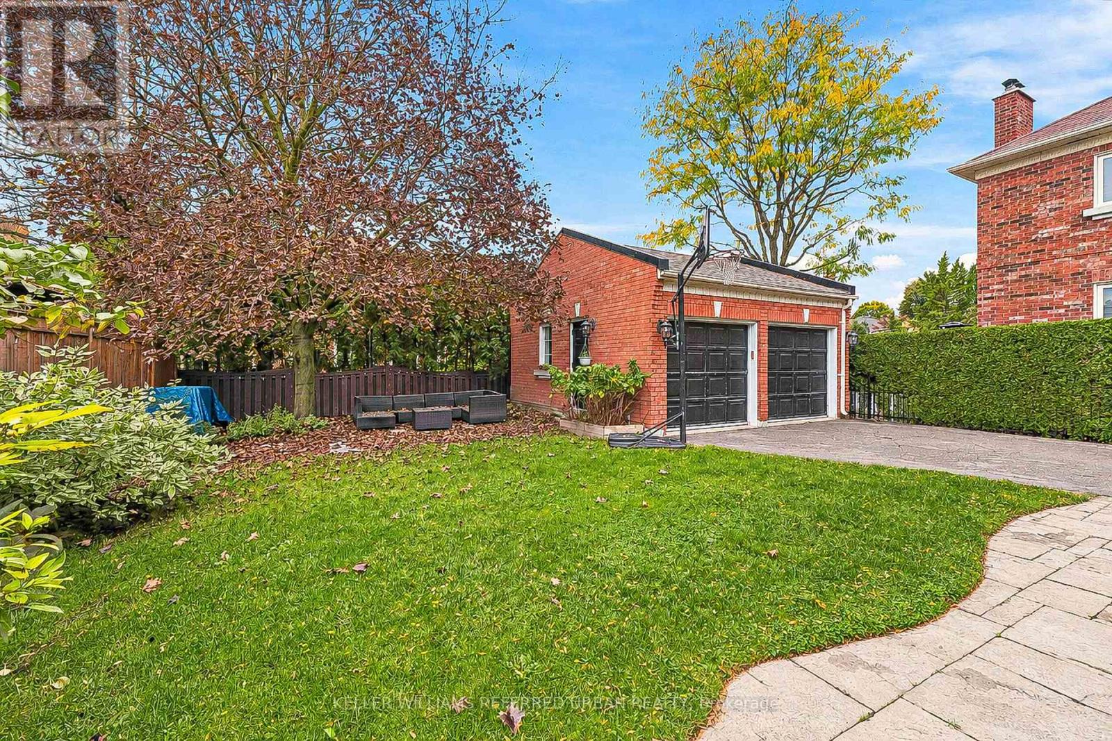 63 Oatlands Crescent Property Photo 48
