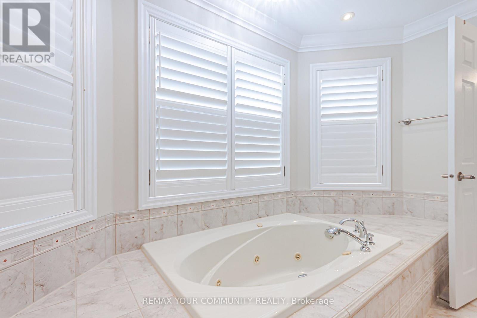 5 Chippenham Lane Property Photo 28