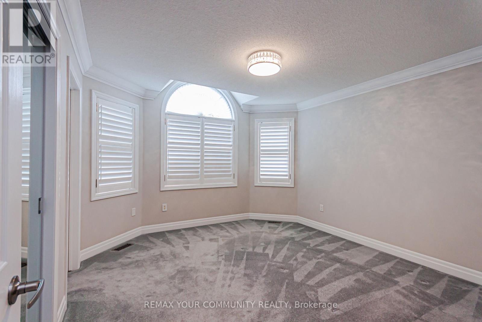 5 Chippenham Lane Property Photo 32