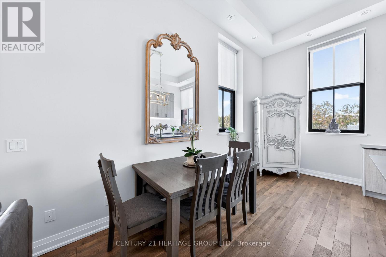 304 - 400 Park Avenue Property Photo 14