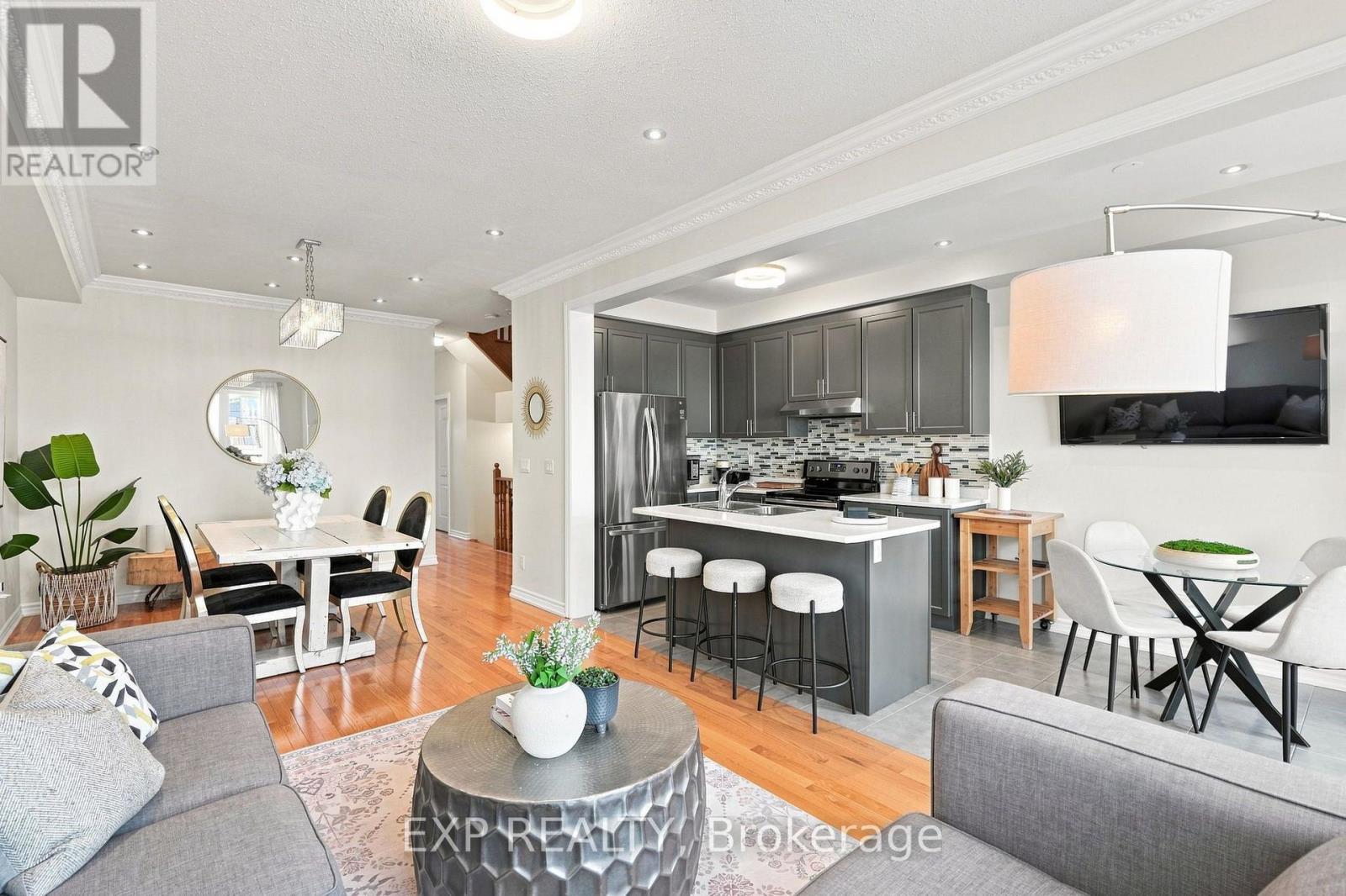 128 Chessington Avenue Property Photo 9
