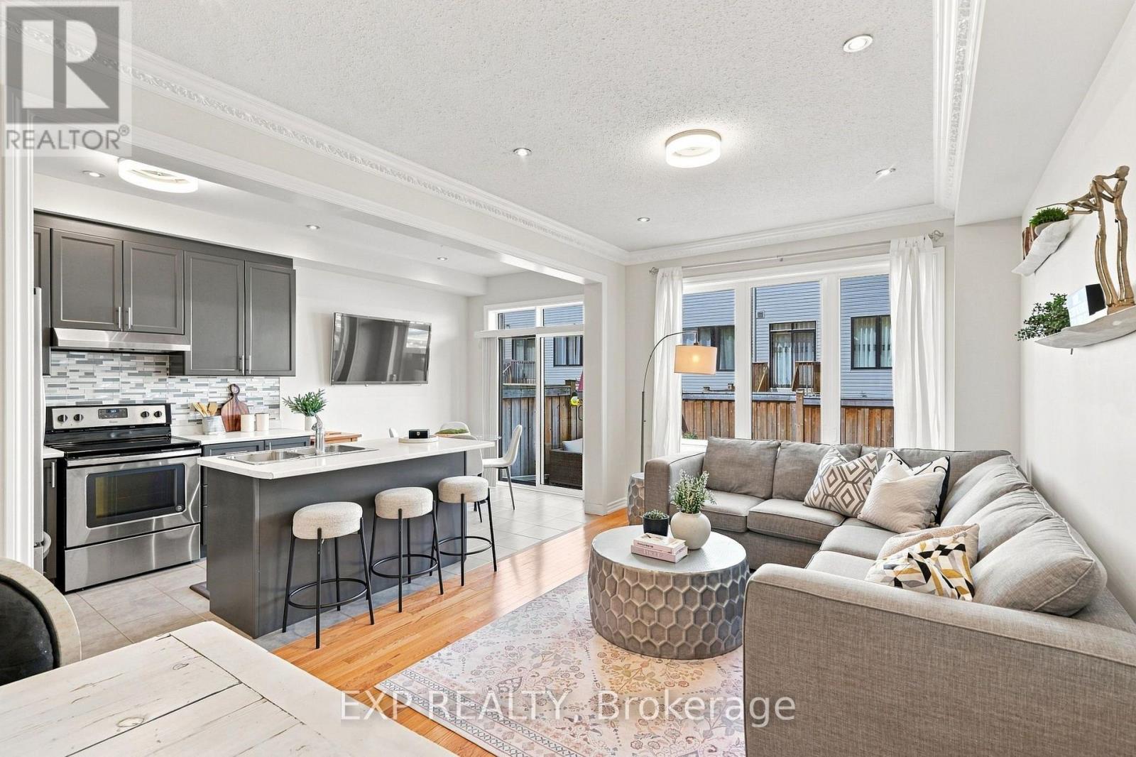 128 Chessington Avenue Property Photo 17