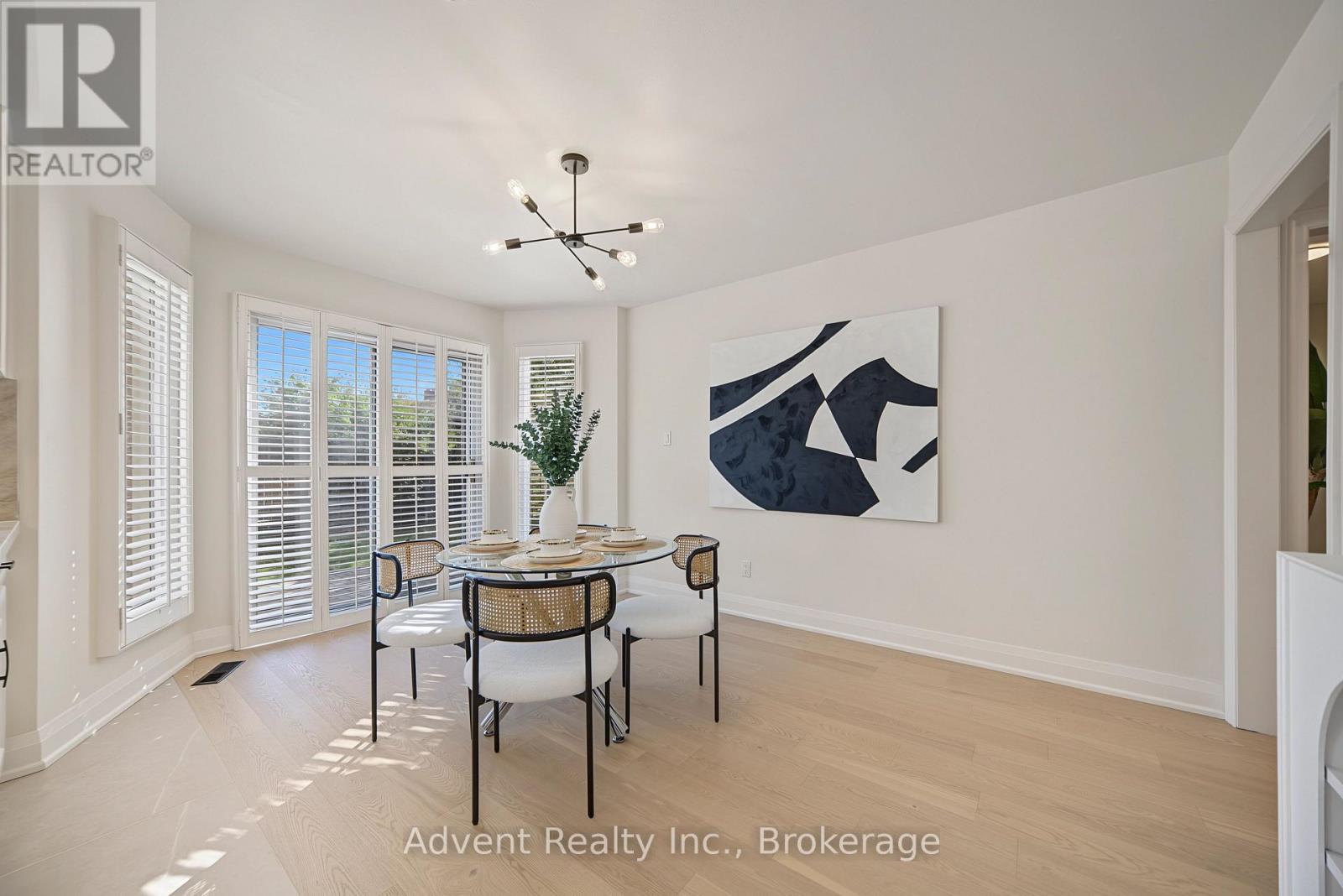 108 Valleyway Crescent Property Photo 16