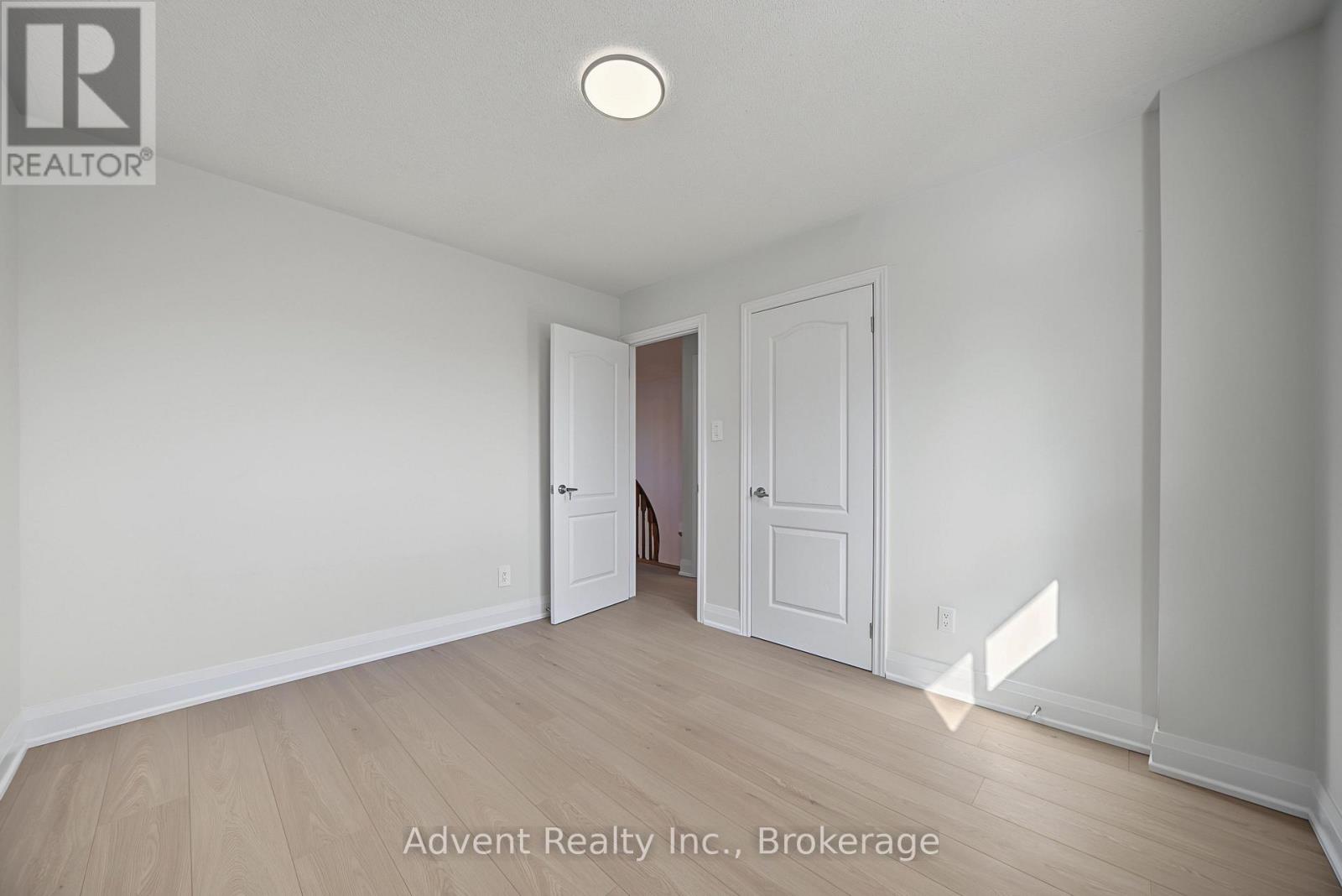 108 Valleyway Crescent Property Photo 35