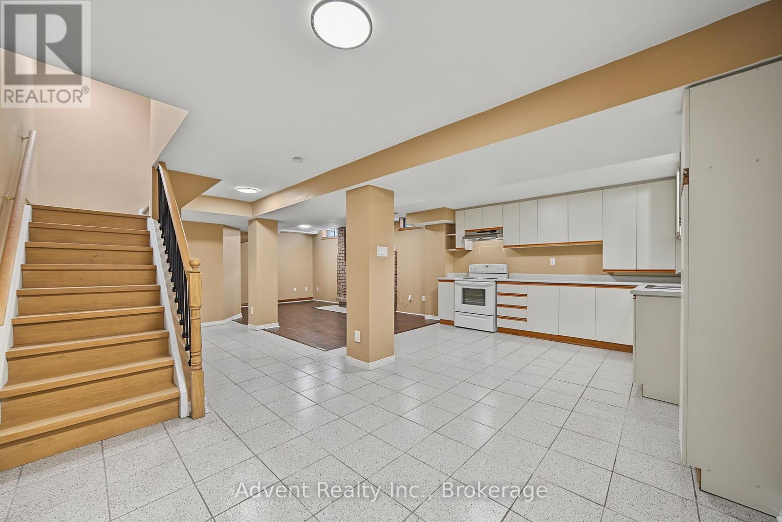 108 Valleyway Crescent Property Photo 40