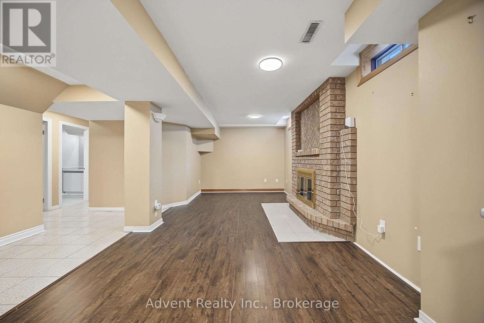 108 Valleyway Crescent Property Photo 43