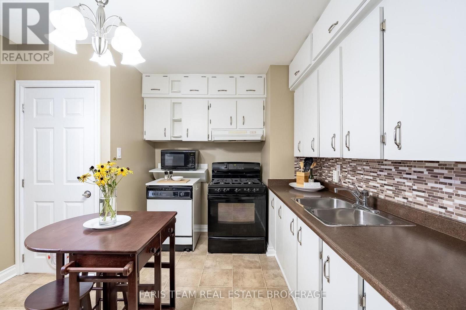 45 Bailey Crescent Property Photo 7