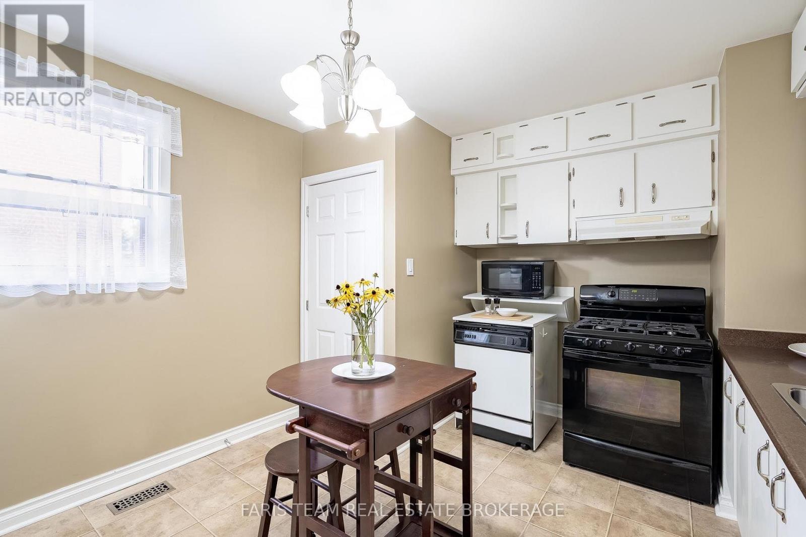 45 Bailey Crescent Property Photo 8