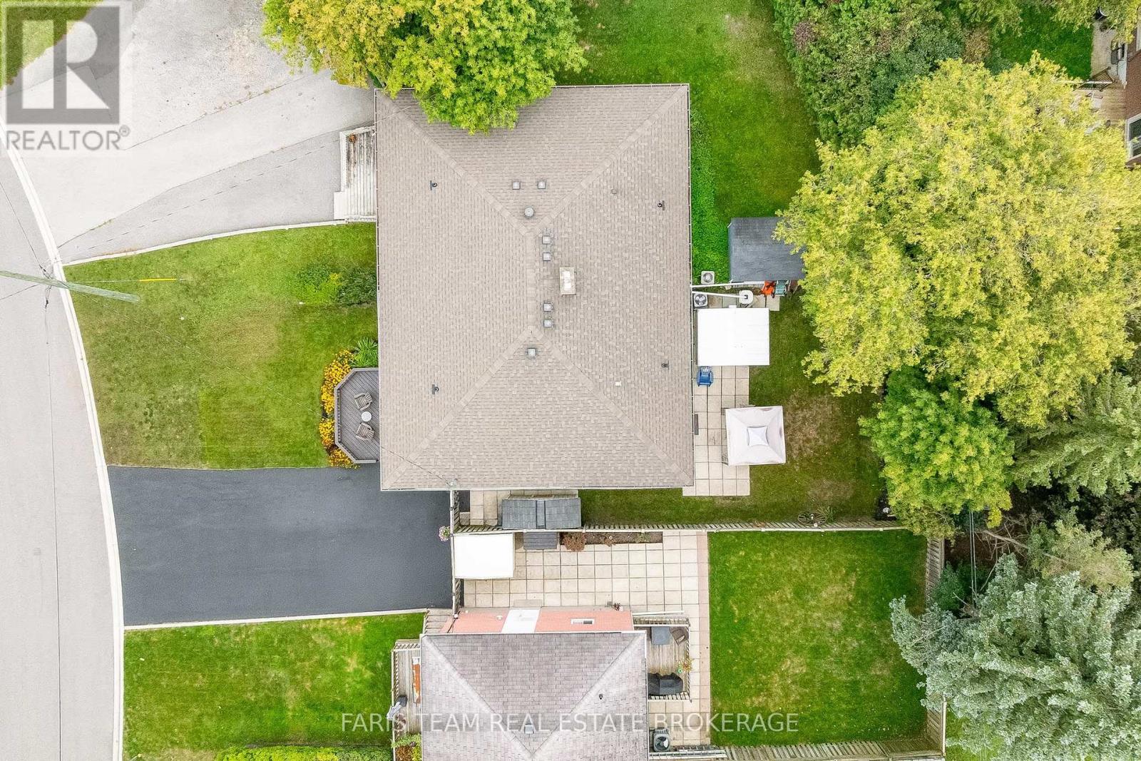 45 Bailey Crescent Property Photo 34