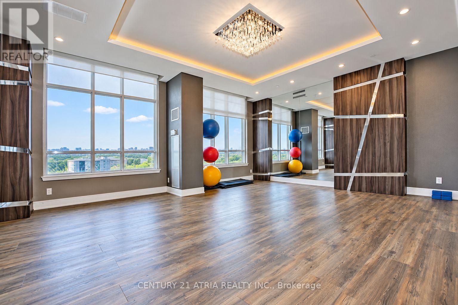 507 - 9201 Yonge Street Property Photo 6