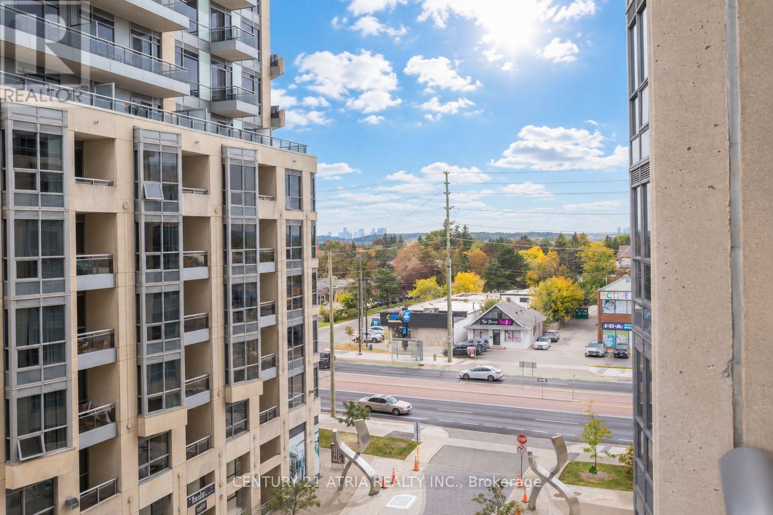 507 - 9201 Yonge Street Property Photo 17
