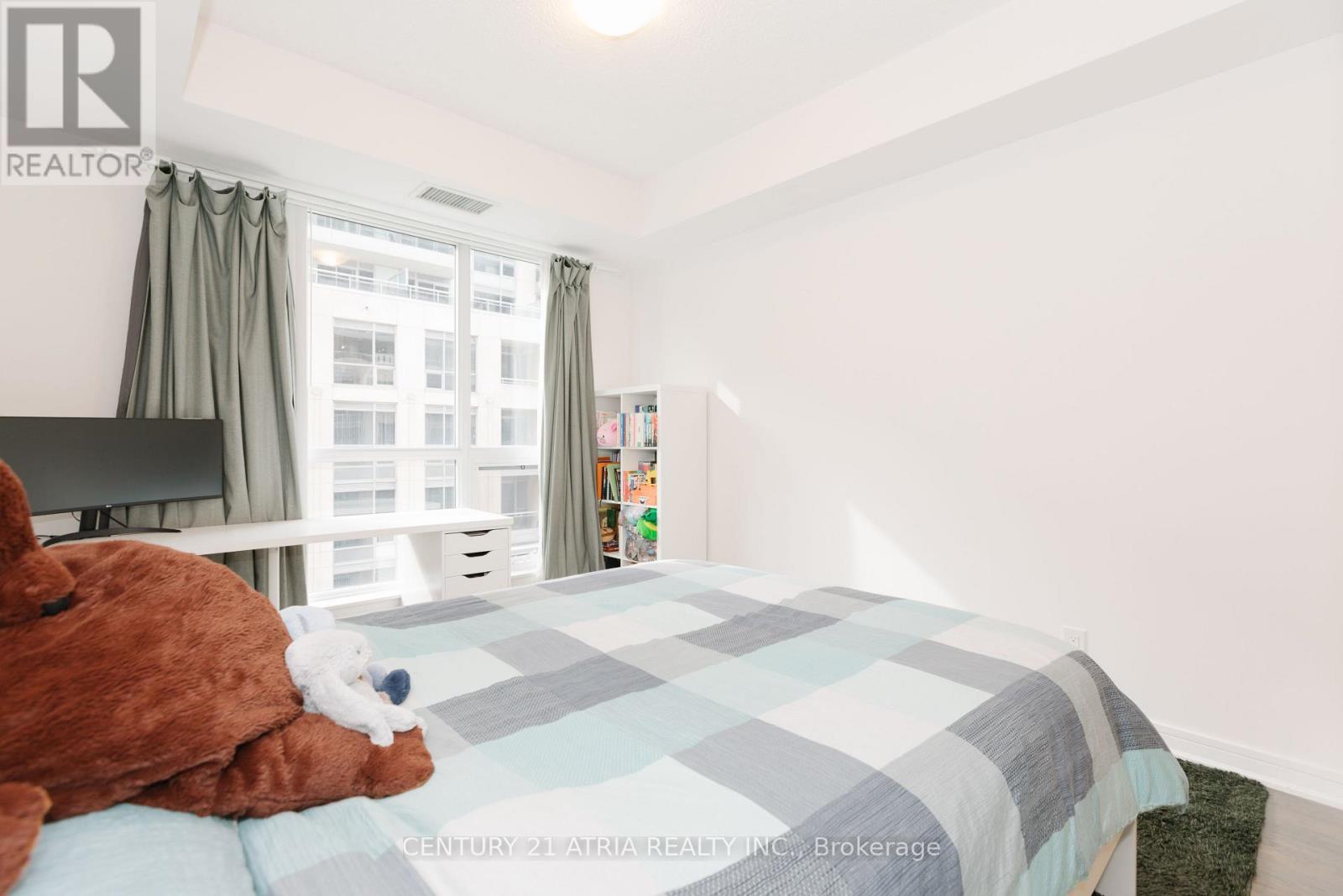 507 - 9201 Yonge Street Property Photo 21