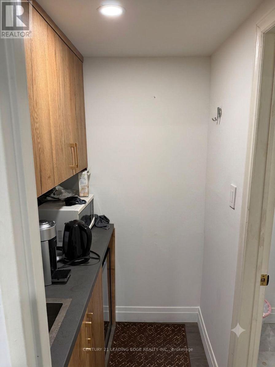 Unit B9 - 311 Bowes Road Property Photo 3