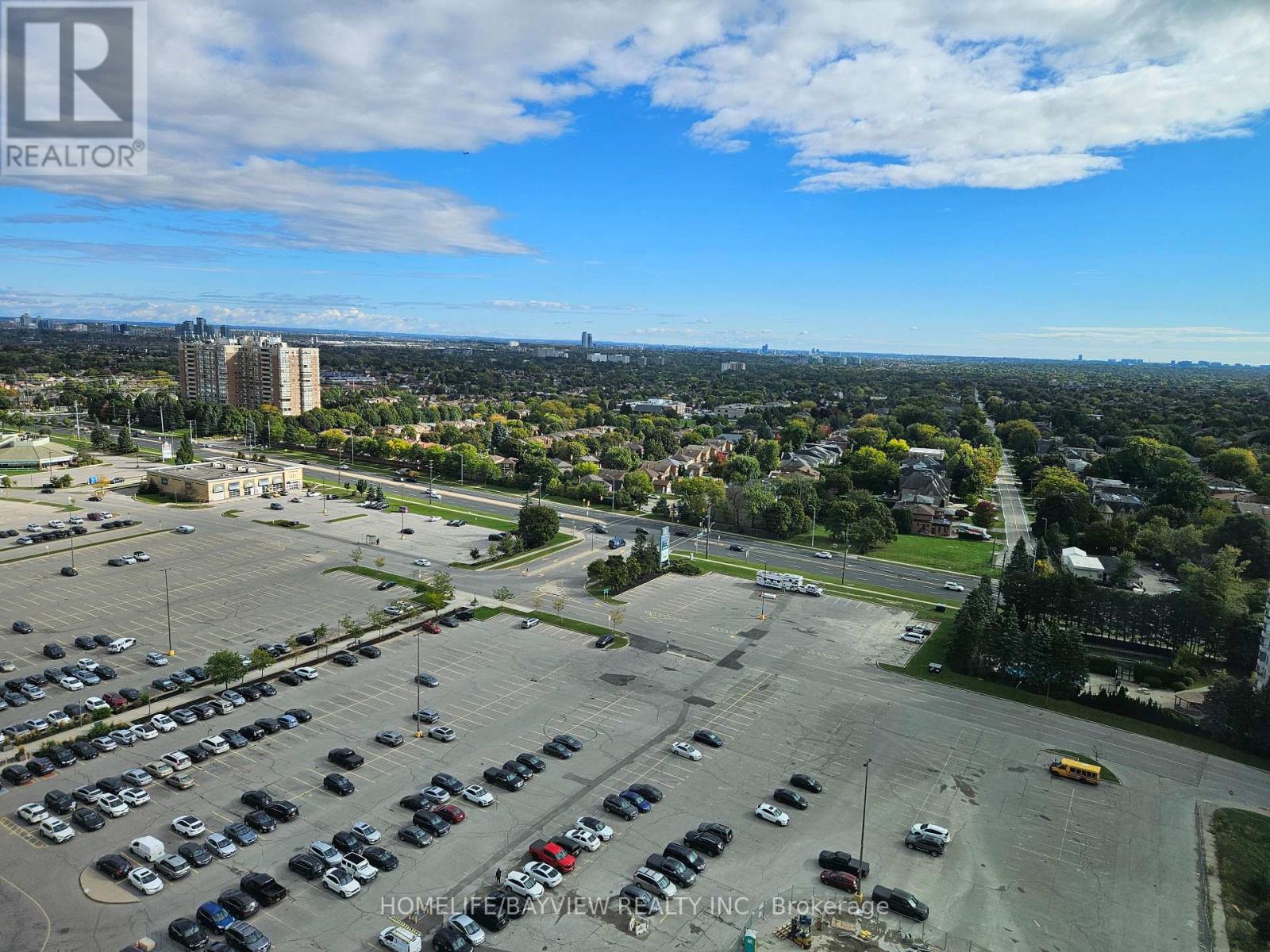2008 - 50 Upper Mall Way Property Photo 20