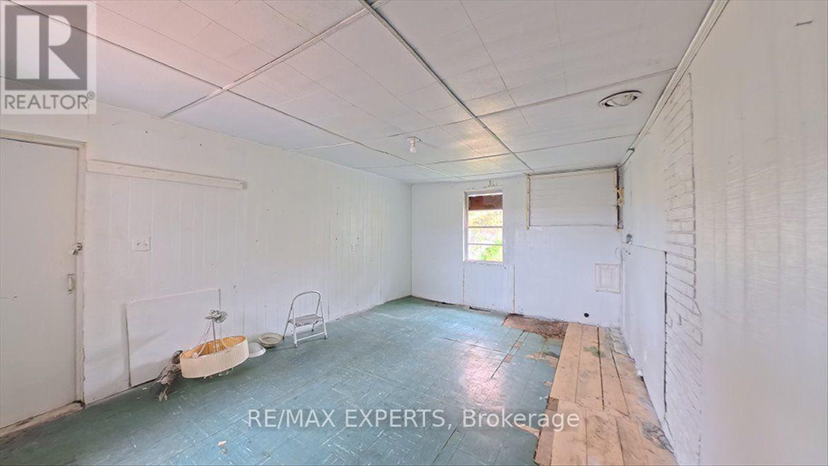 5329 15th Line Property Photo 47