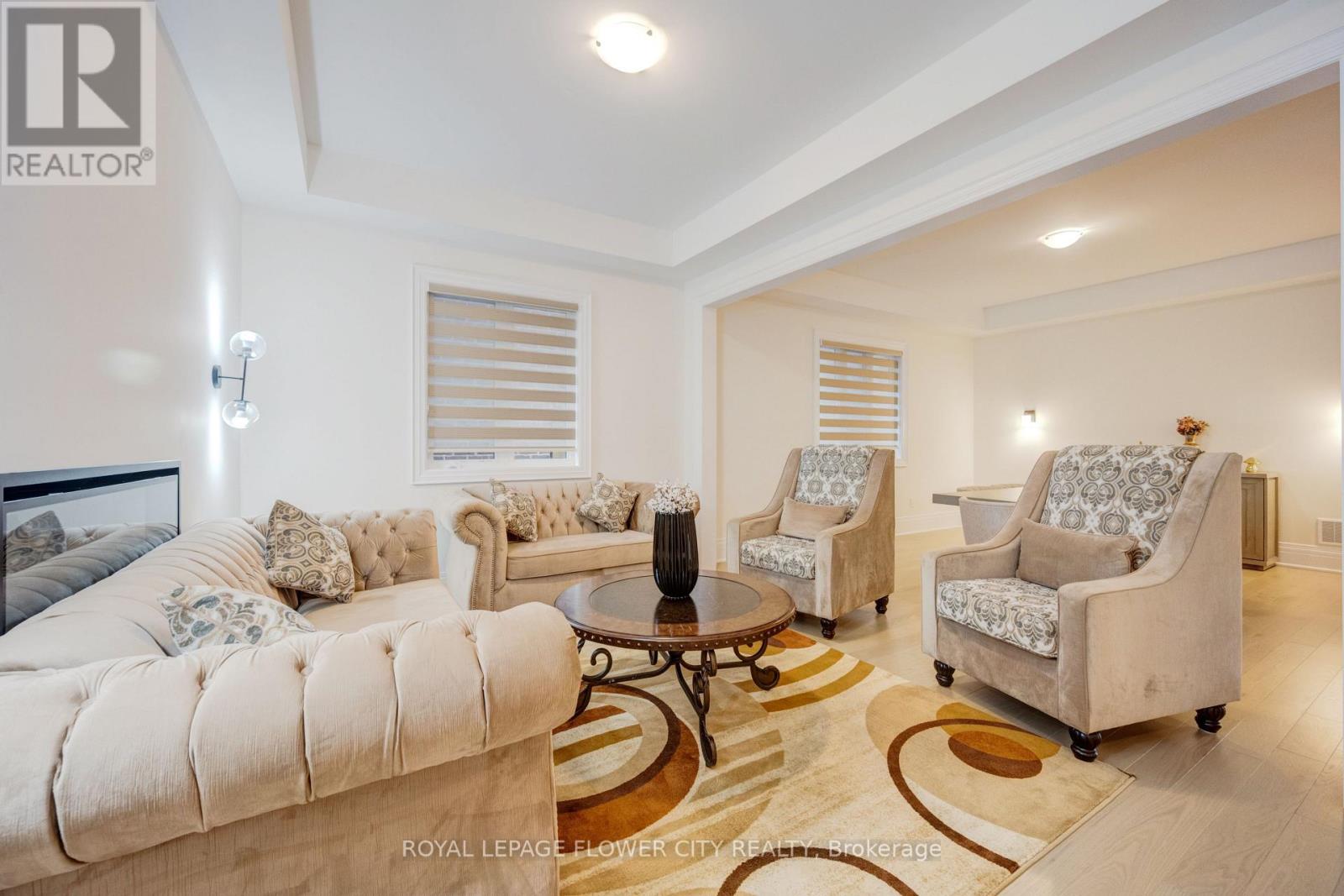 20 Seraville Street Property Photo 6