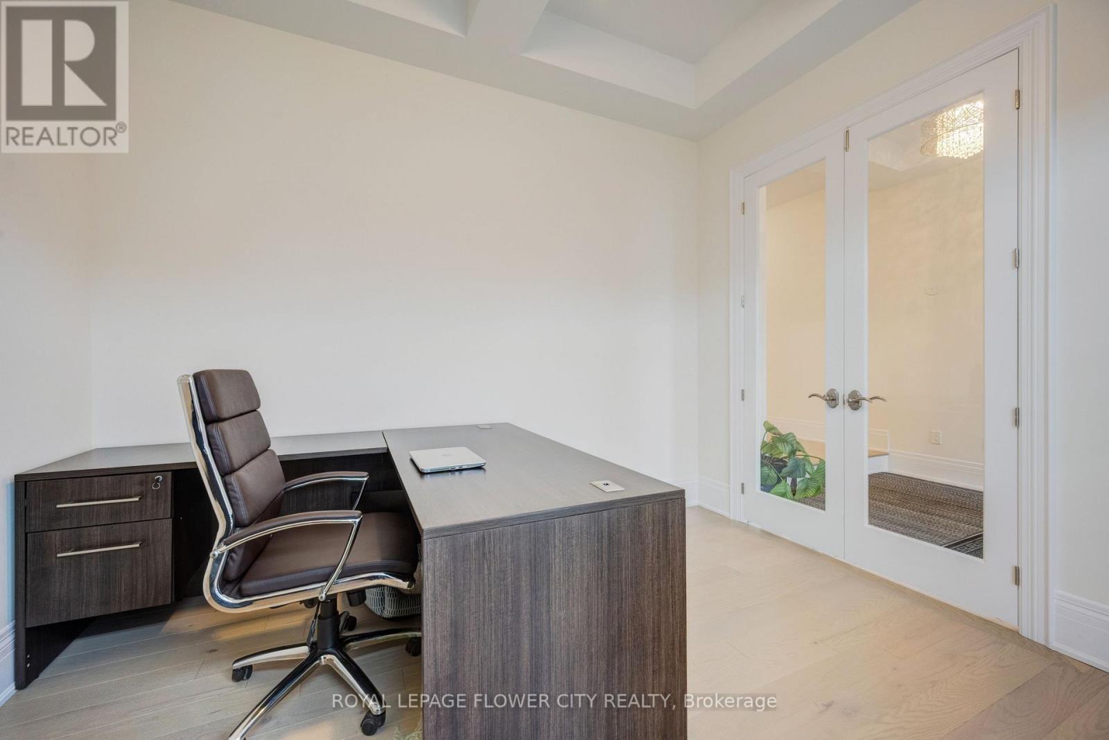 20 Seraville Street Property Photo 25