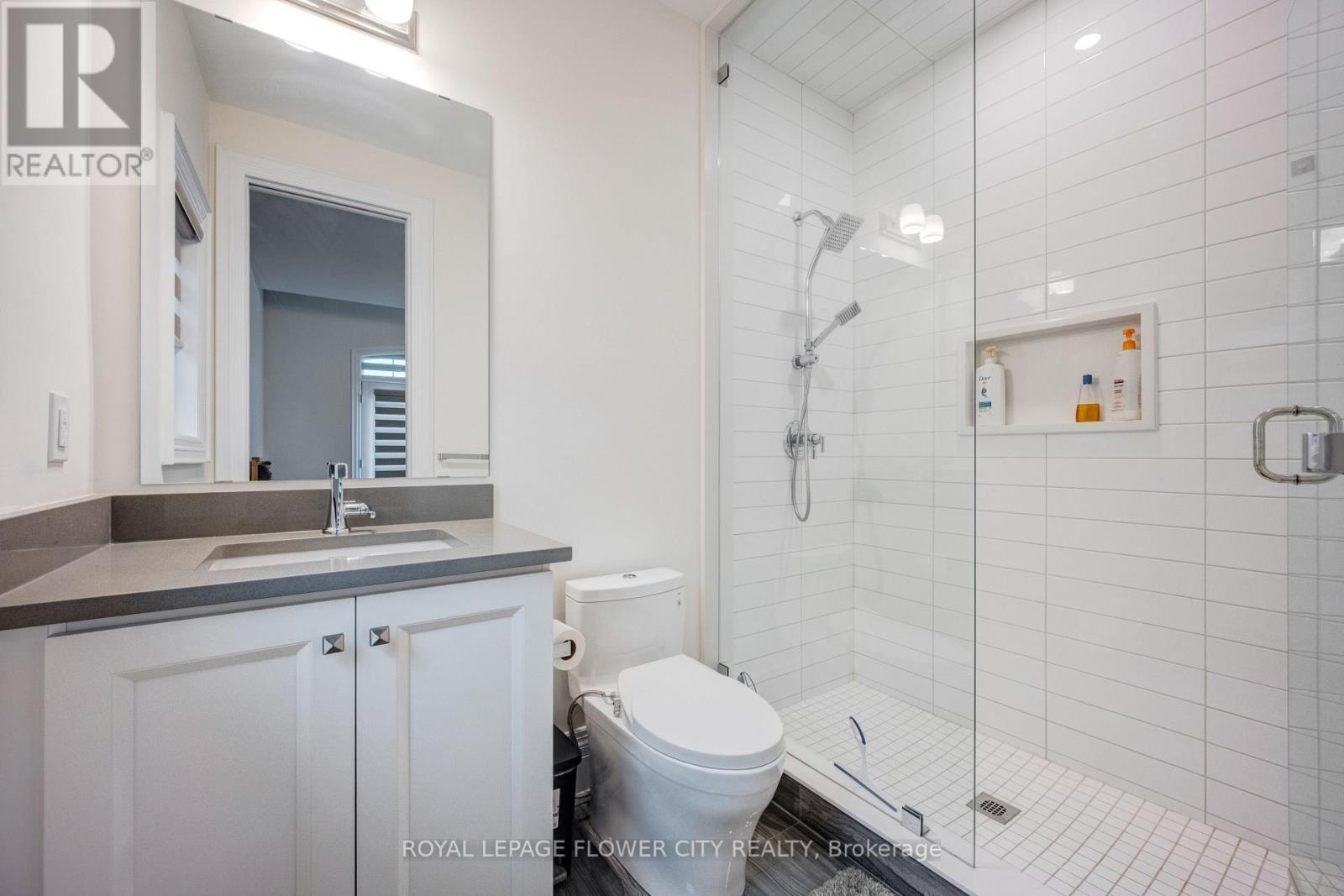 20 Seraville Street Property Photo 32