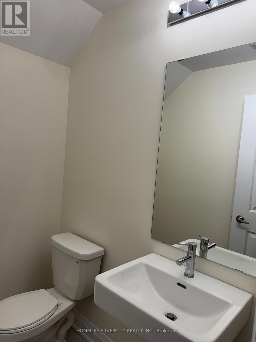 125 Seguin Street Property Photo 7