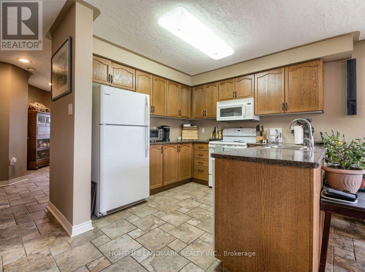 40 Bambi Crescent Property Photo 8