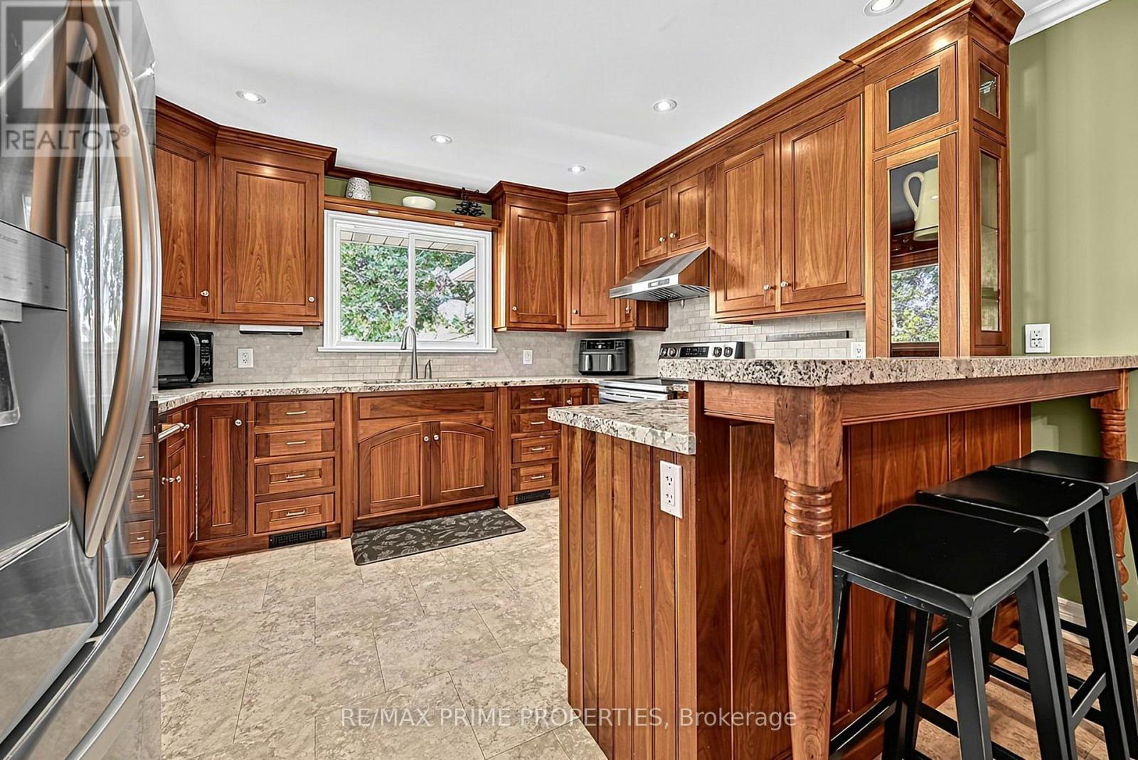426 Zephyr Road Property Photo 9