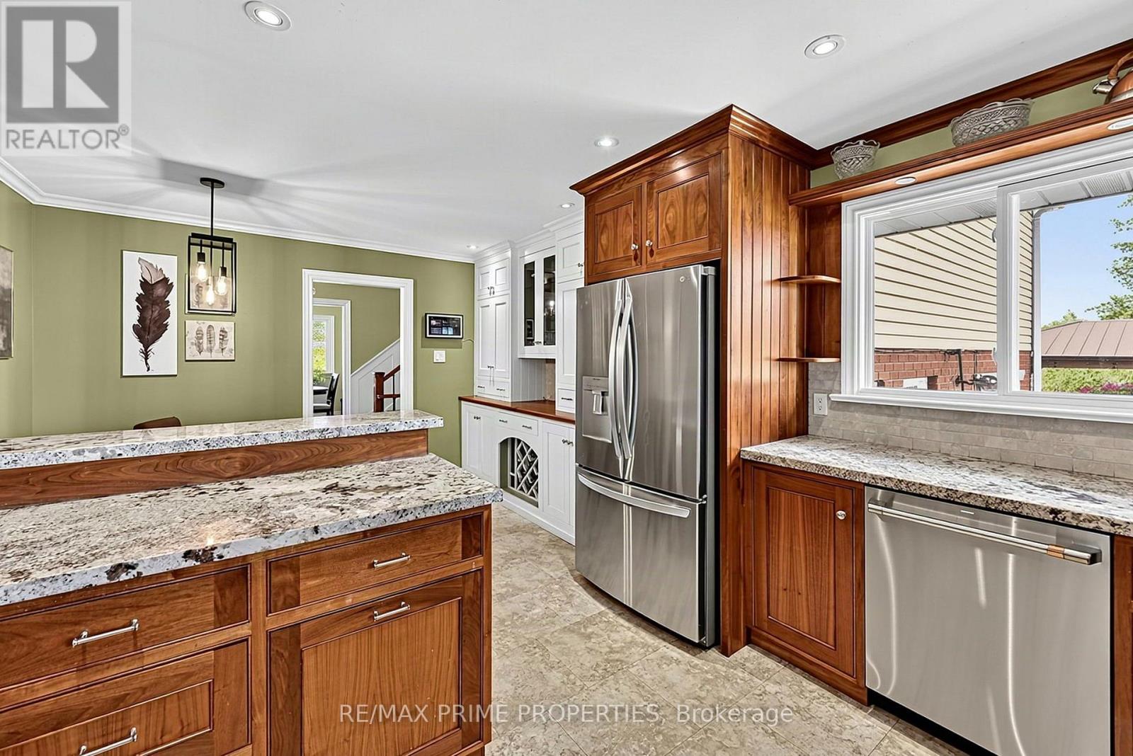 426 Zephyr Road Property Photo 12